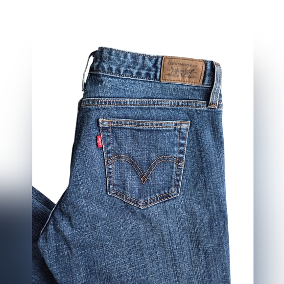 Levi's Lowrise Bootcut Jeans Size 6 - Picture 2 of 9